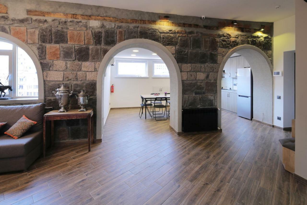 Highland Hostel Yerevan Luaran gambar