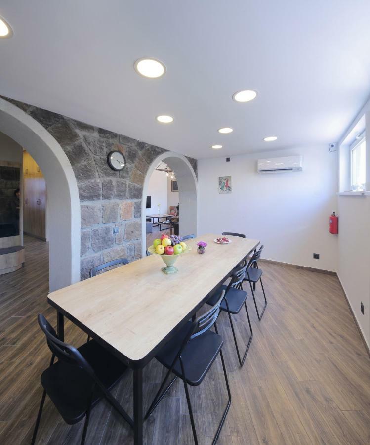 Highland Hostel Yerevan Luaran gambar