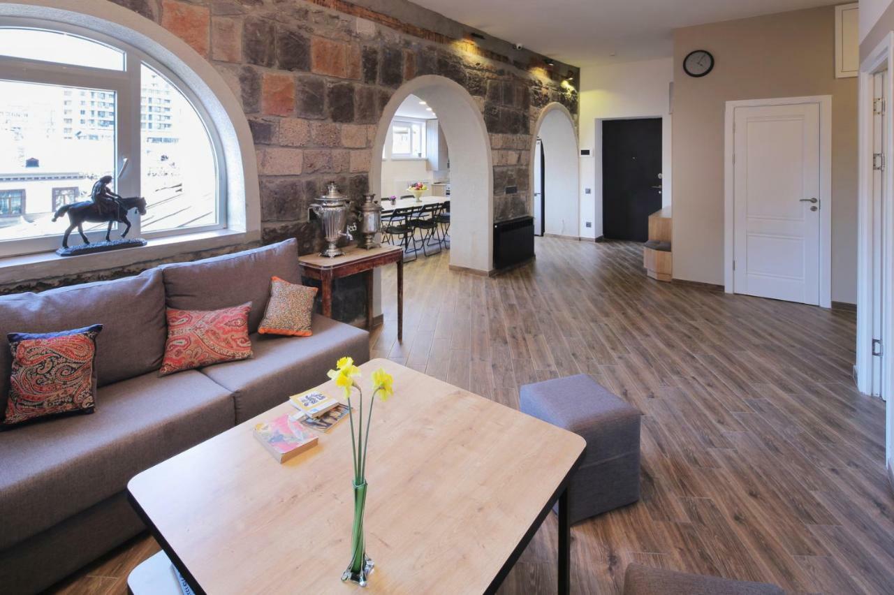Highland Hostel Yerevan Luaran gambar