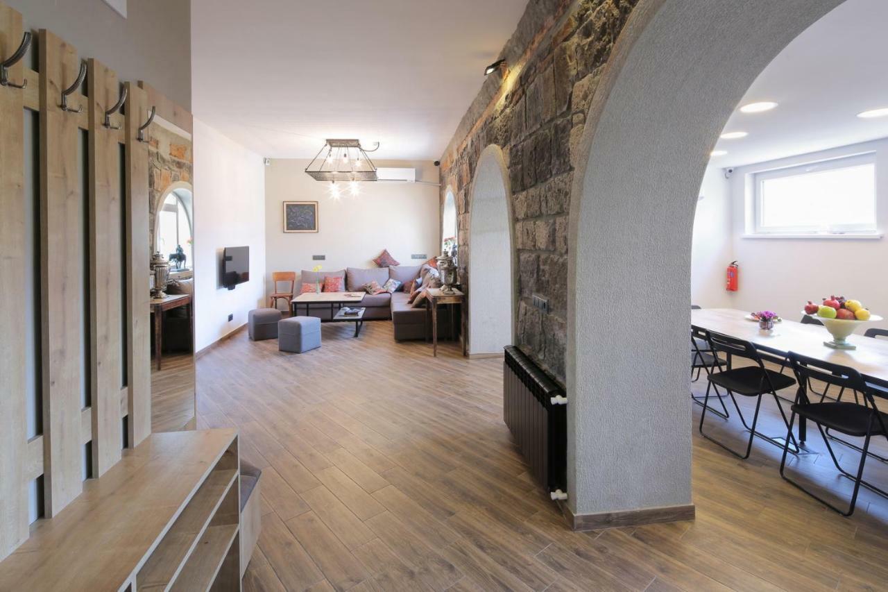 Highland Hostel Yerevan Luaran gambar